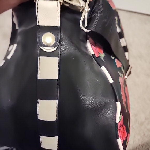 betsey johnson weekender travel bag - Picture 5 of 13